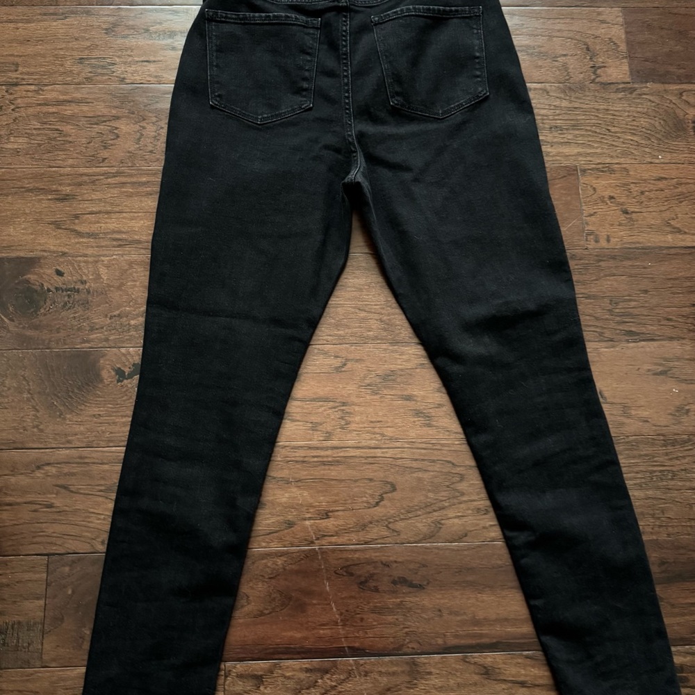 Distressed Blue Jeans - Picture 11 of 16